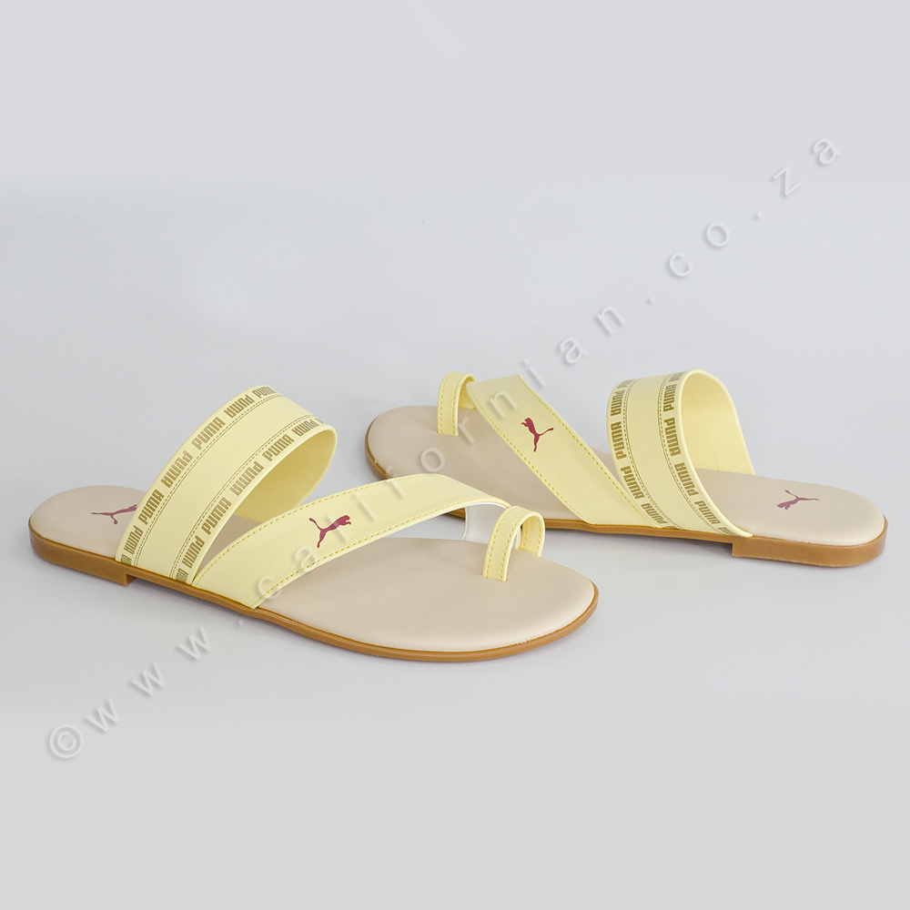 Plastic sandals Puma Other size 6 US in Plastic - 10605719